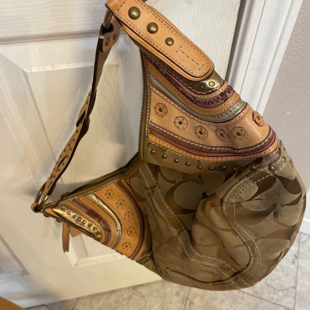 Coach authentic Bag - Picture 3 of 4